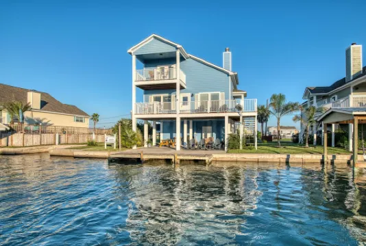 Coastal Class Waterfront - "Your Home Away from Home"