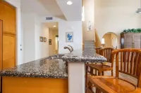 Private Condo, Hale Maluhia