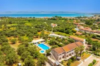 Kosmas Apartments