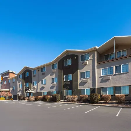La Quinta Inn & Suites by Wyndham North Orem