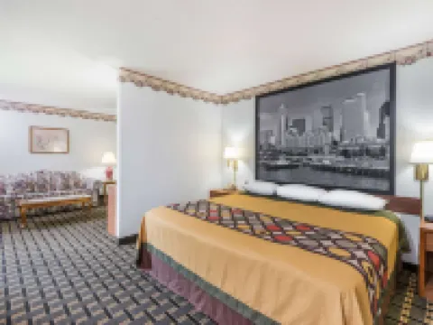 Super 8 by Wyndham Coshocton Roscoe Village Hotels in Coshocton County