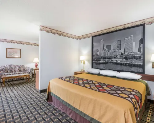 Super 8 by Wyndham Coshocton Roscoe Village Hotels in Coshocton County