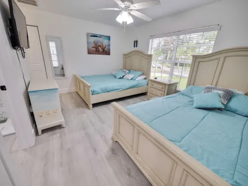 Waterfront Paradise Home With Over-Sized Pool, Dock, And Boating Access
