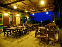 Baantoom Village and Resort Hotels in Amphoe Tha Mai