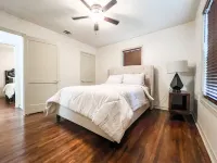 Tranquil Paradise! Release, Relax and Unwind. Close to Bay. Hotels near Corpus Christi International Airport