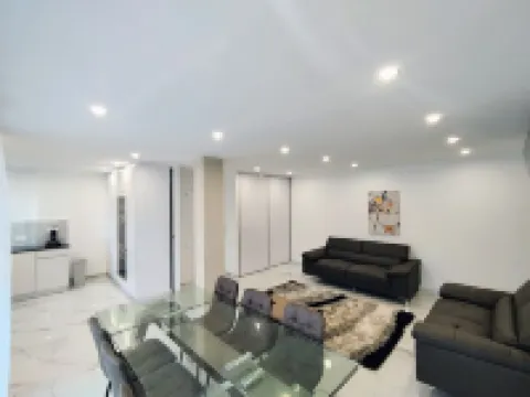 L'Exclusif - Paris - Neuilly - Levallois 塞納河畔訥伊酒店
