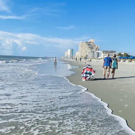 High Tide 5 Bedroom Ocean View House, Heated Pool, Hot Tub, Darts, King beds