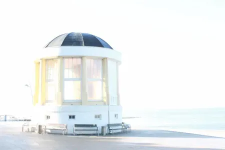 4 star (DTV) apartment with a view of the old lighthouse, quiet, central, bright Отели рядом с достопримечательностью «Боркум»