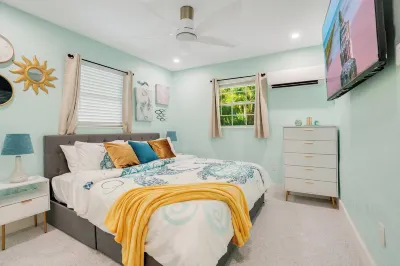 Turquoise Gem 1st Floor no stairs Longboat Key FL