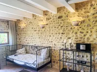 Le Mas des Trois Anges فنادق في Saint-Denis