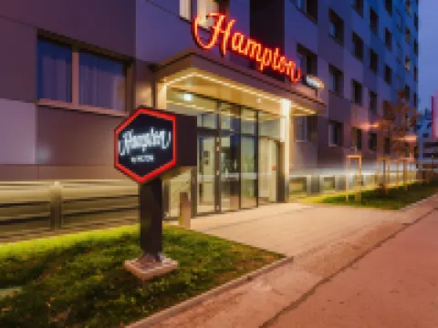 ハンプトン バイ ヒルトン ビエナ シティ ウエスト ウィーンのホテル