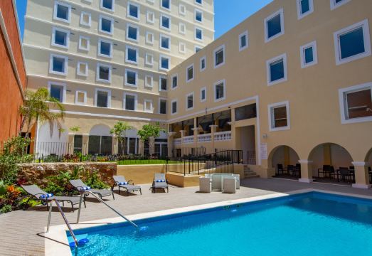 홀리데이 인 익스프레스