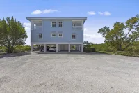 Townhome with stunning view of Matlacha Pass Hotels in Matlacha