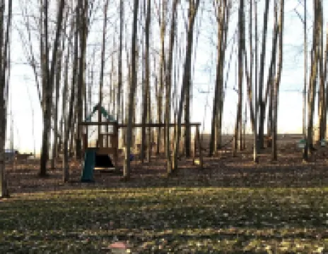 Daffodil Hill - w/Hot Tub - Near Kenyon & Mohican