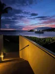 Ocean Front Condo at Ma'Alaea Just a Few Steps to the Ocean and Harbor.