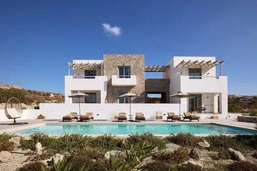 Kedros Milos Suites