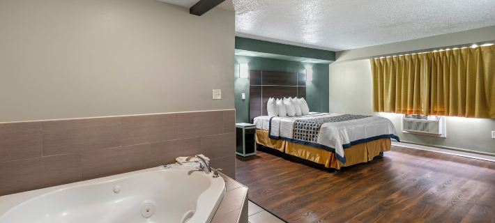 Knights Inn Bristol Hotels in Bucks County
