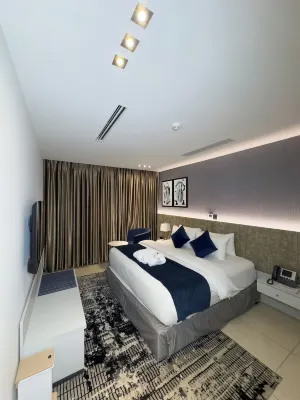 Blu Pearl Hotel & Residence Hotels near Image Garden