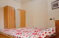 Apartment Sleeps 6 with Free Parking - balcone