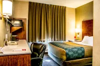Econo Lodge Fox Creek Hotels in Fox Creek