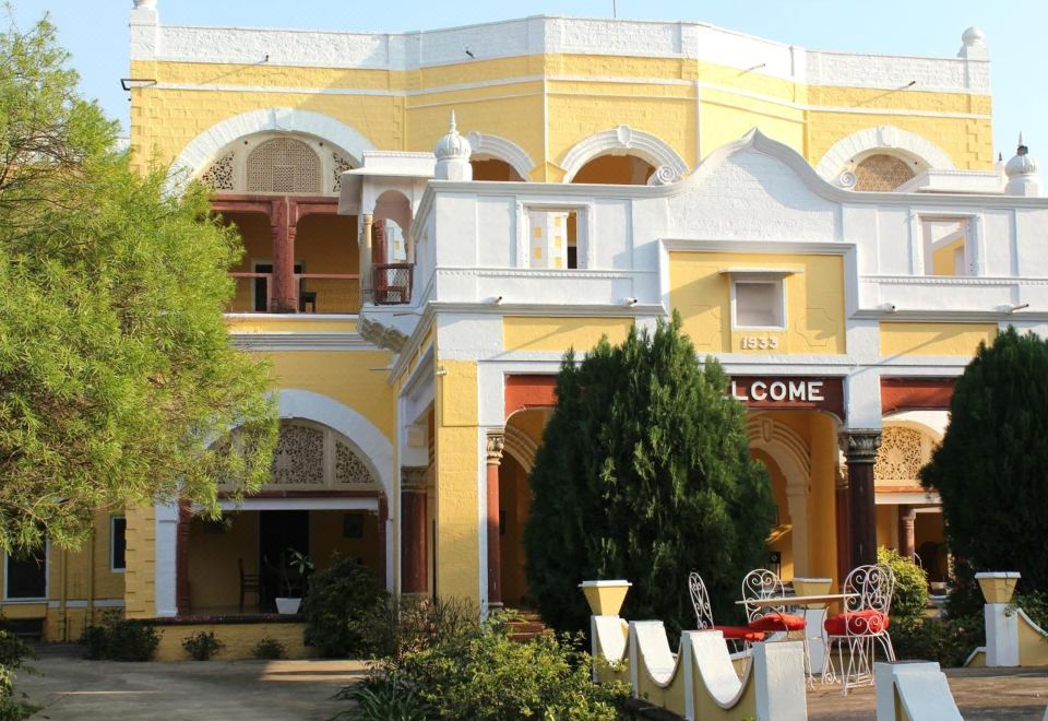 hotel overview picture