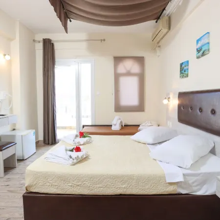 Summer Beach Hotel