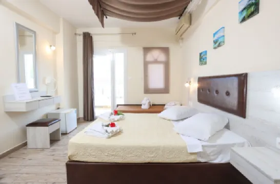 Summer Beach Hotel โรงแรมใน