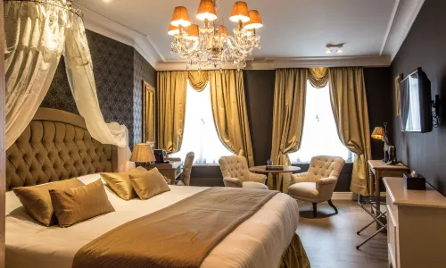 Luxury Boutique Hotel de Castillion