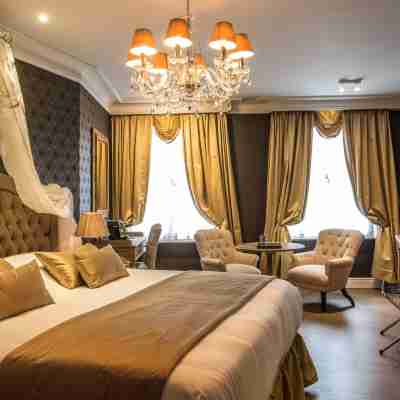Luxury Boutique Hotel de Castillion Rooms