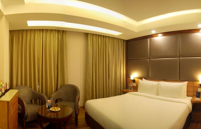 Glades Hotel
