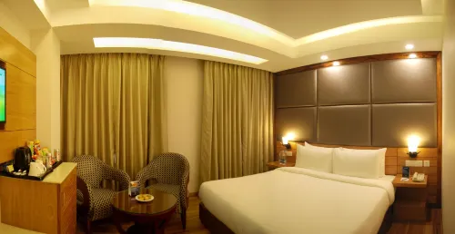 Glades Hotel