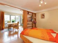 Spacious Apartment in Längenfeld Near Ötz Valley Alps - parkir