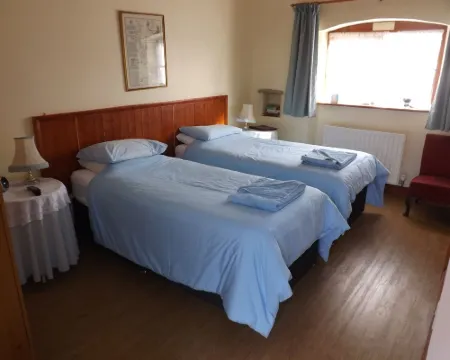 퍼 트리 팜 B&B 케터링 호텔