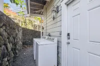 Cozy Sunset Views W/ Lanai - Close to Beach 1 Bedroom Home by RedAwning - parking
