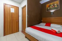 RedDoorz Syariah near Simpang Surabaya Aceh Hotel di Banda Aceh