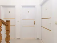 沃伊尼克別墅公寓 察夫塔特酒店