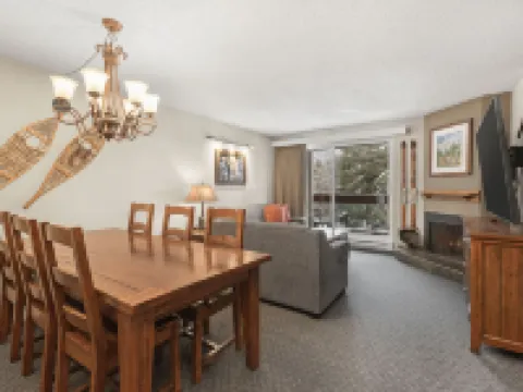 Tantalus Resort Lodge โรงแรมในวิสต์เลอร์