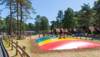 Topcamp Sjøsanden - Mandal فنادق في Mandal