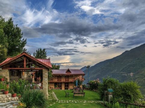 Himalayan Kothi ,Kais, Kullu Manali