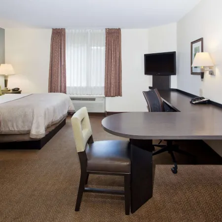 Sonesta Simply Suites Knoxville Отели рядом с достопримечательностью «Терки-Крик»