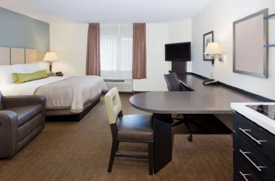 Sonesta Simply Suites Knoxville