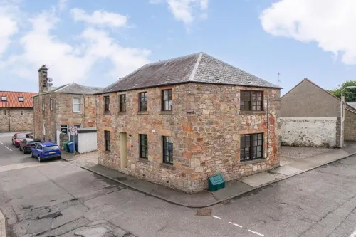 The Howff - Lovely 2-Bed Apartment in Anstruther - parcheggio