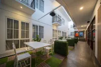 Cove Bening Boutique Hotels in Pondok Gede