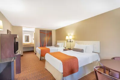 Howard Johnson by Wyndham Albany Hotels in Westmere