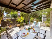 Anas Kiti Seaside Villa Hotels in Perivolia