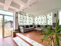 Villa in Roquetas with garden and private pool