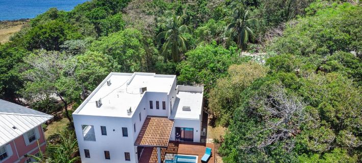 West Bay Breeze 3 Bedroom Home by Redawning Hotel di West Bay
