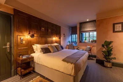 The Wolfpack Inn