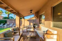 NEW Paradise Park Heated Pool Spa BBQ