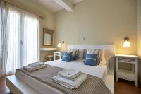 Aelia Hotels in Gavrio